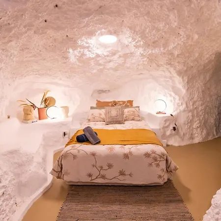 White Cliffs Accommodation -Daybreak Dugout - Unique Cave House Exterior photo